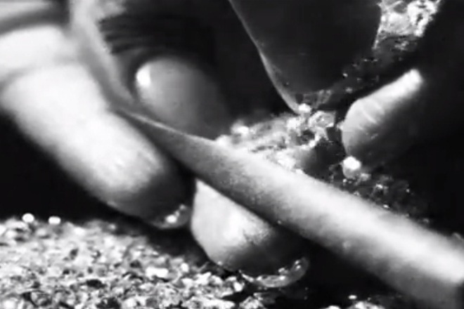 Riana pushi diamanti