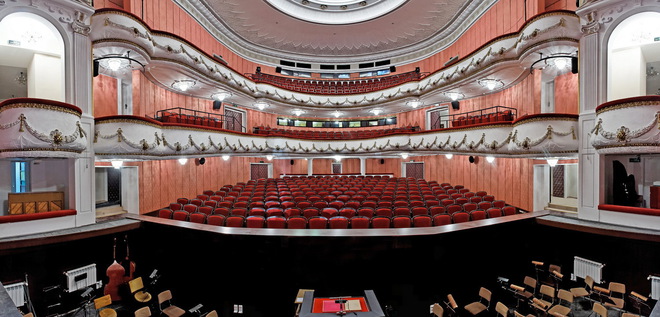 Варненският театър - Основна сцена