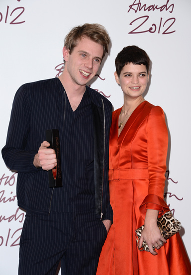 Джонатан Андерсън и Писки