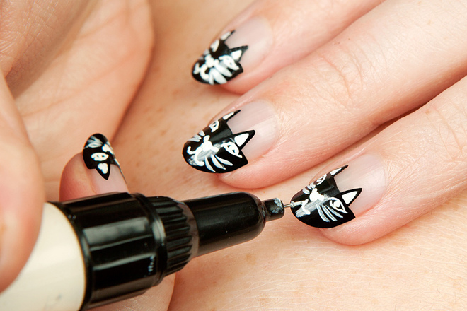 Котки на ноктите 4