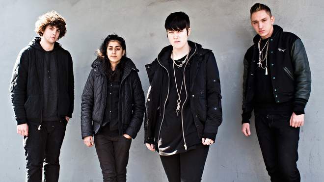 The xx пеят хита Last Christmas