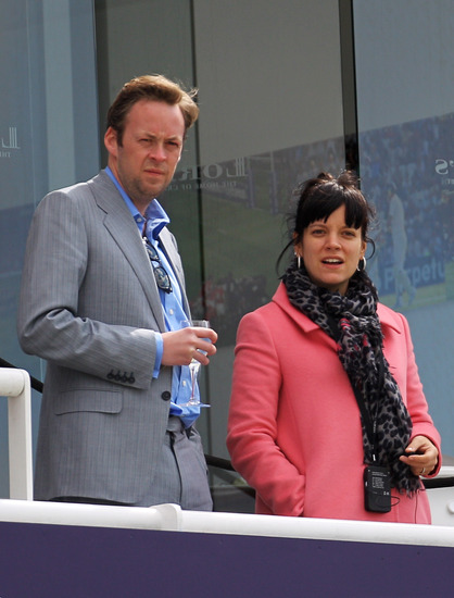 Лили Алън с мъжа си