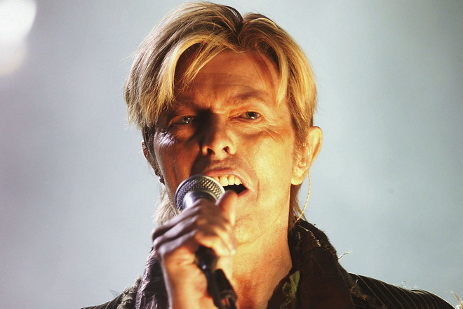 Deyvid boui na stsenata 2004 g