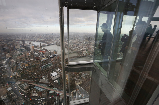 Изглед към Лондон от новия небостъргач