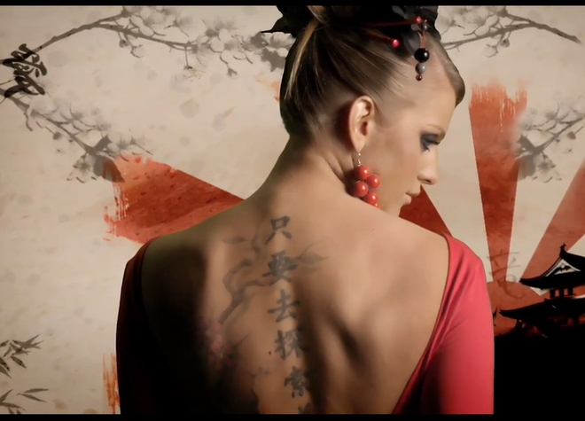 Надя от Deep Zone Project в новия им клип