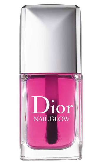 Dior - розов оттенък на ноктите