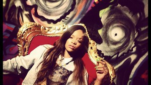 Новата прическа на Рири