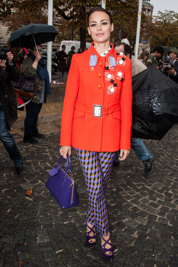 Беренис Бежо в панталон