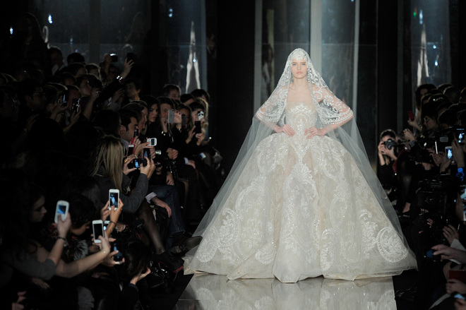 Булката на Ели Сааб за пролет-лято 2013