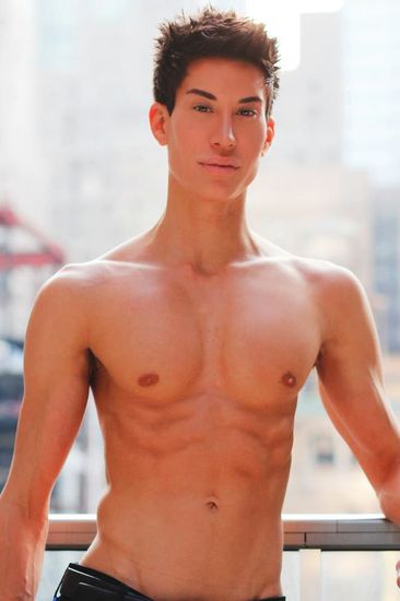 Джъстин Джедлик, или момчето Кен