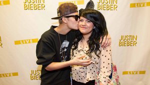 Бийбър налита на фенка