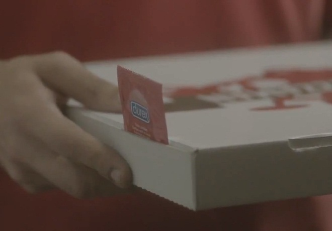 SOS, трябва ти кондом?