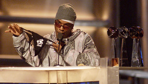 Сиско с шест награди "Билборд 2000"