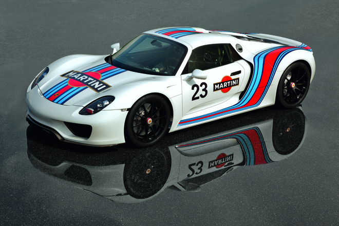 Porsche x Martini