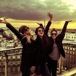 Селена, Ванеса и Ашли в Париж