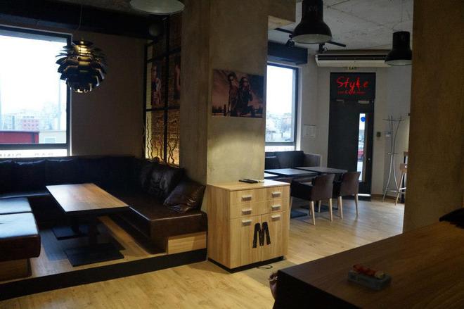 Интериорът в Style bar & dinner