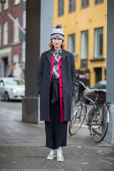 Две палта едно върху друго