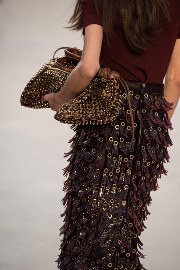 Детайл от ревюто на Burberry Prorsum