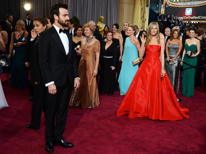 Оскар 2013: Дженифър Анистън и останалите по червения килим