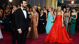 Оскар 2013: Дженифър Анистън и останалите по червения килим