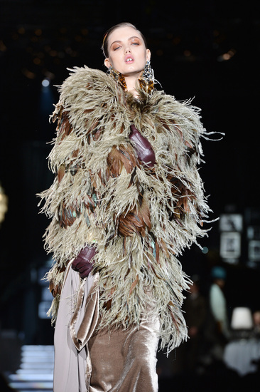Дамска мода от Милано, есен-зима 2013/14: DSquared2
