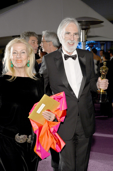 Михаел Ханеке с жена си и "Оскар"