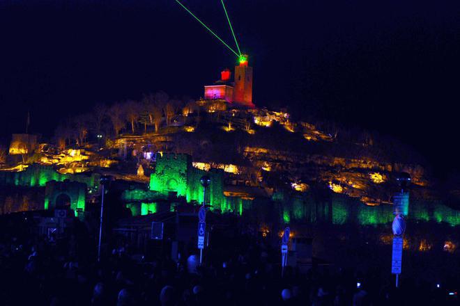 Shouto zvuk i svetlina