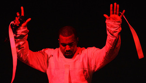 Канйе на концерт в Париж