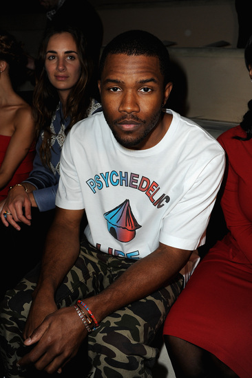 Франк Оушън на ревю на "Валентино"