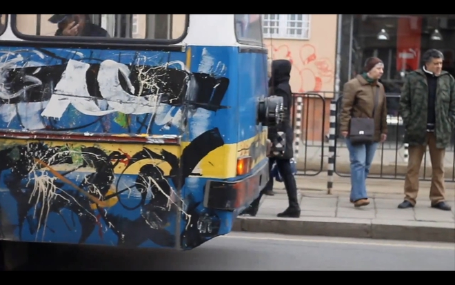 Кадър от видеото "Проблеми" на Уош MC