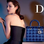Марион се върна при Dior