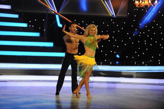 Стелла и Наско танцуват самба