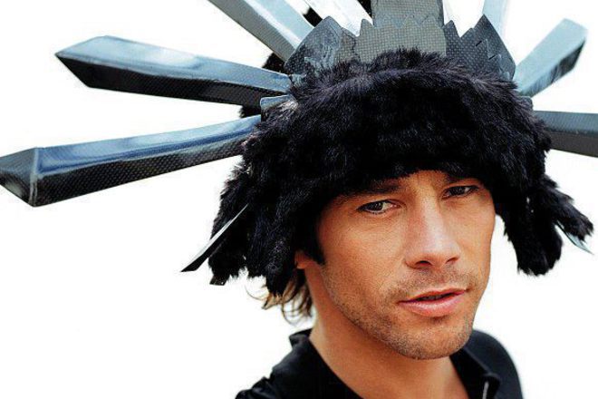 Jamiroquai idvat v arena armeets prez yuni