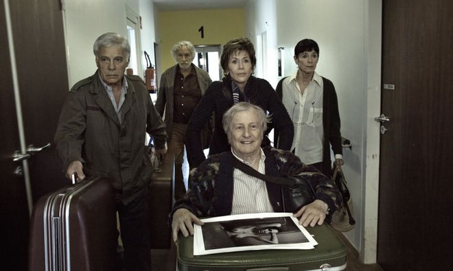 А защо да не живеем заедно?