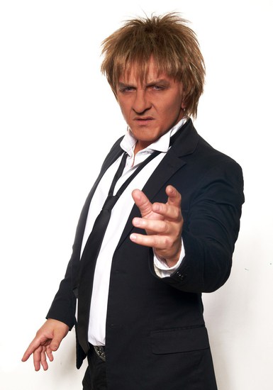 Алекс Кожухаров като Васил Найденов