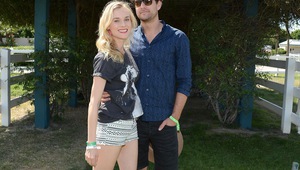 Фестивална мода от H&M: Даян Крюгер и Джошуа Джаксън