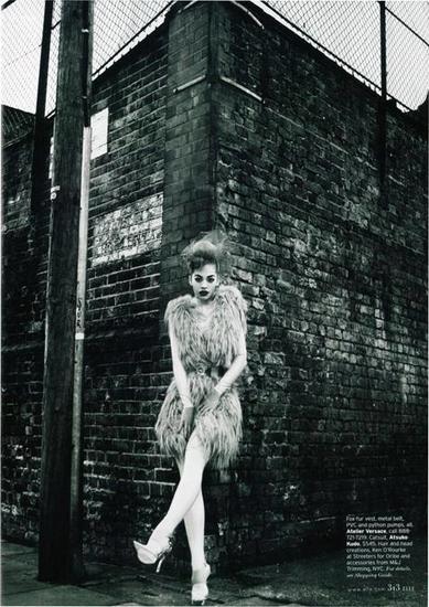 Рита Ора за списание "Ел"