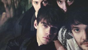 Джеймс Райтън и останалите от "Клаксънс"