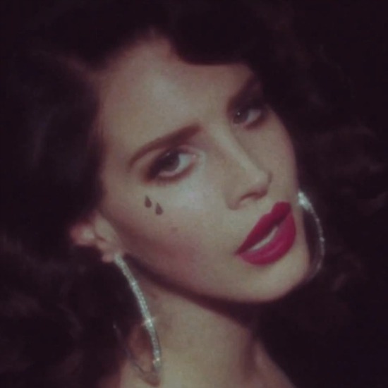 Lana Del Rey - Young and Beautiful