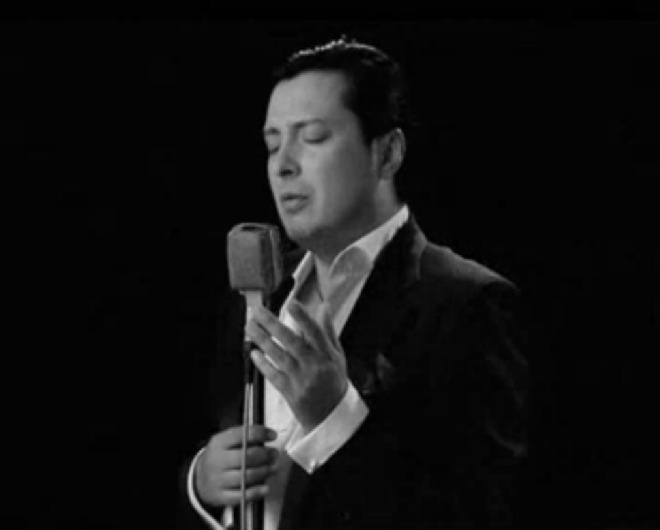 Васил Петров в клипа My way