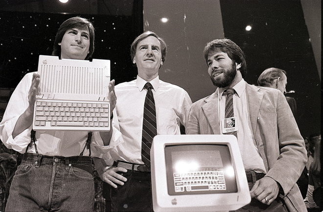 Стив Джобс и Стив Возняк през 80-те