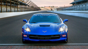 2014 Corvette Stingray Indy Pace Car (front)