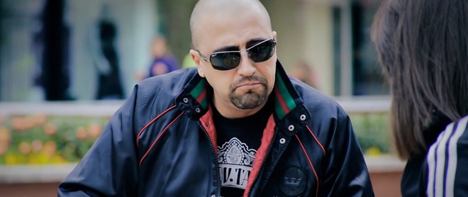 Бате Сашо в клипа "Чупка"