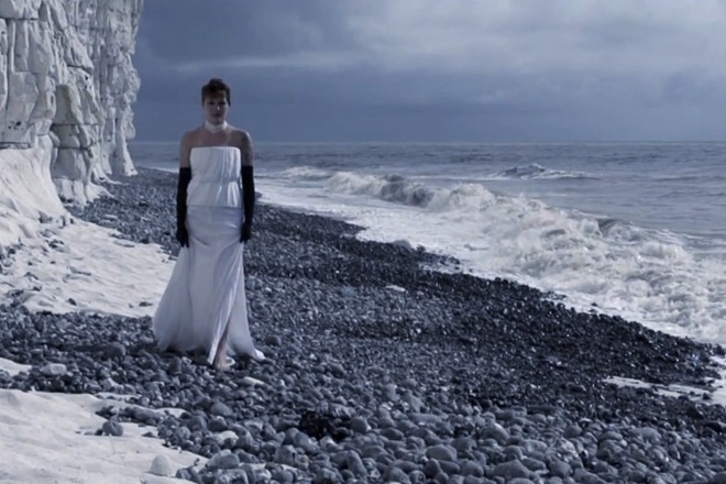 Rut koleva v dalga byala roklya