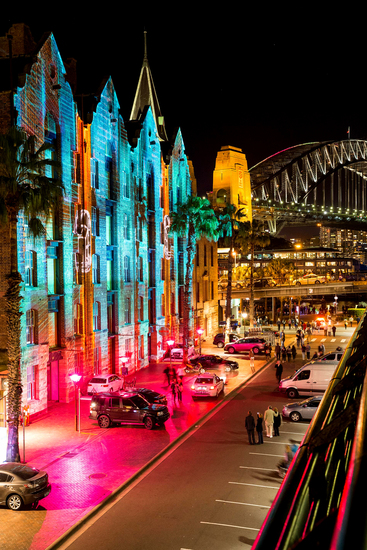 Vivid Sydney 2013: Скоростта на светлината