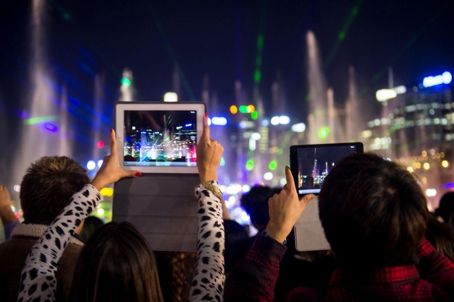 Vivid Sydney 2013: Зрители с таблети