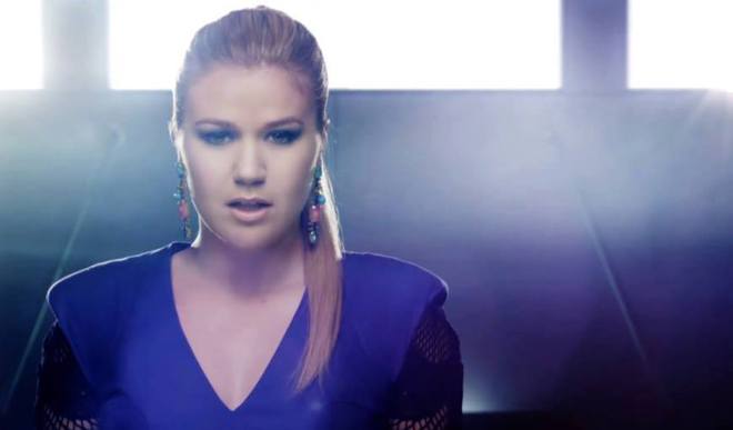 Кели Кларксън с нов клип
