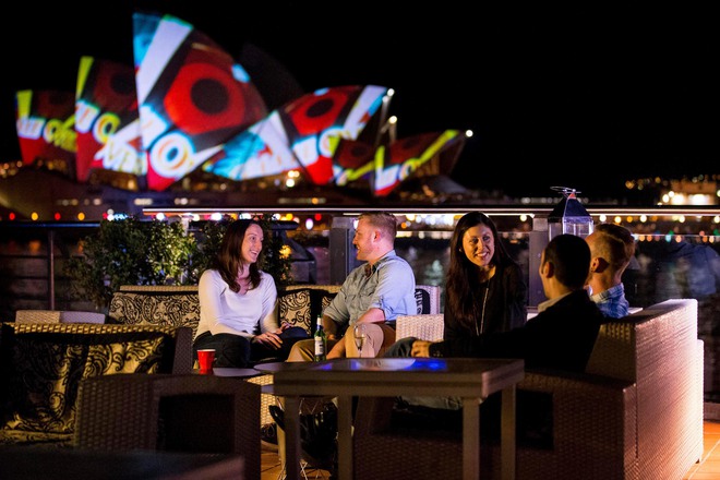 Vivid Sydney 2013: Крайбрежен бар
