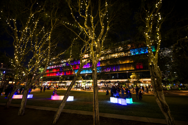 Vivid Sydney 2013: Светещи пейки