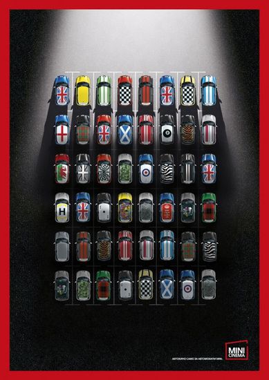 Първото автокино за автомобили MINI